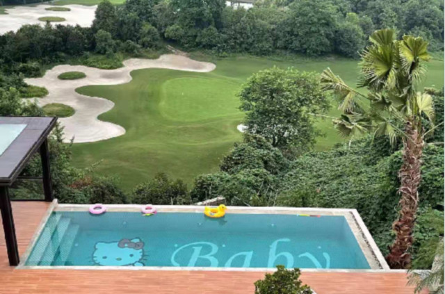 上邦高尔夫75栋 室外土建泳池