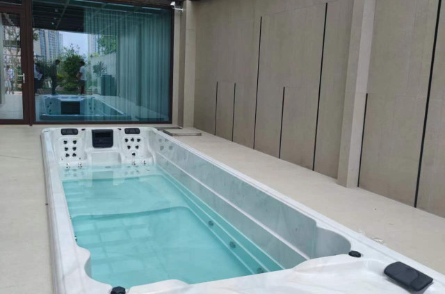 恒大御景半岛 成品泳池